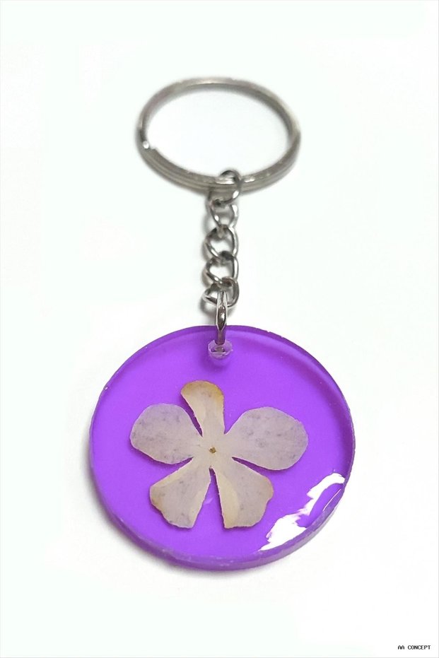 Concepta Snowball Flower Daisy Epoxy (10803) Keychain Purple