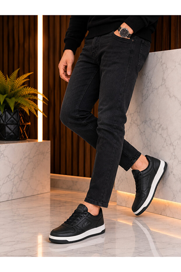 Waterproof Unisex Sneaker