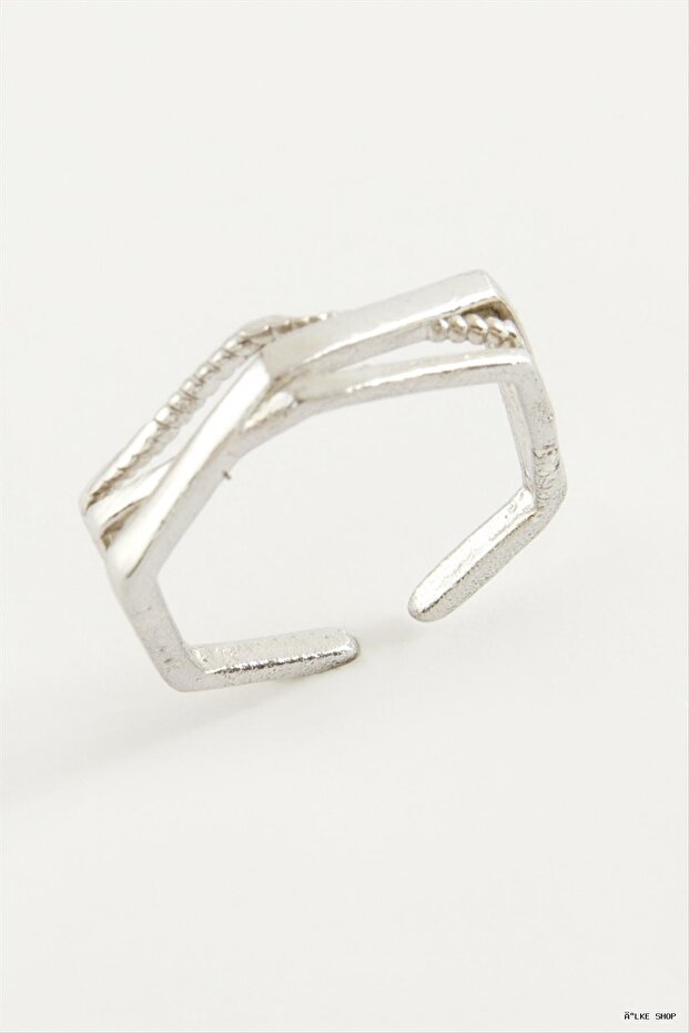 Ilkestor Twisted Metal Ring (05719) Silver Color