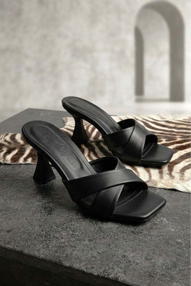 Zri̇n-5016 Premium Exclusive Black Patent Leather Double Strap Square Heeled Slippers 9 cm
