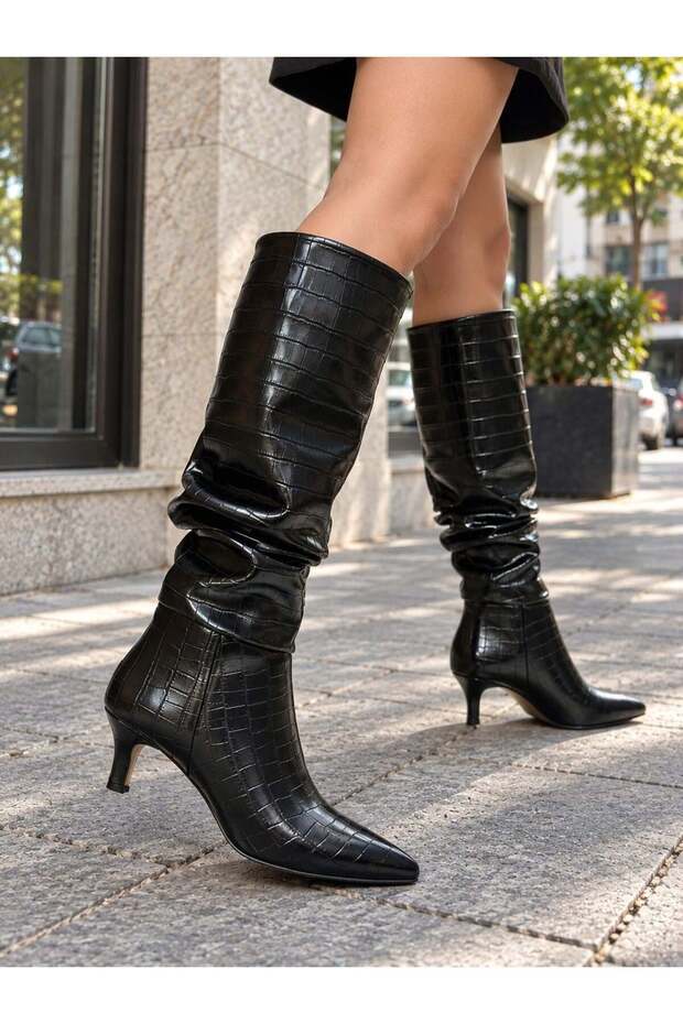 Women's Ti̇ma Black Crocodile 6 cm Heeled Bellows Pointed Toe Stiletto Heel Boots