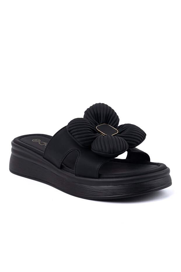 450 4 Women's Slippers