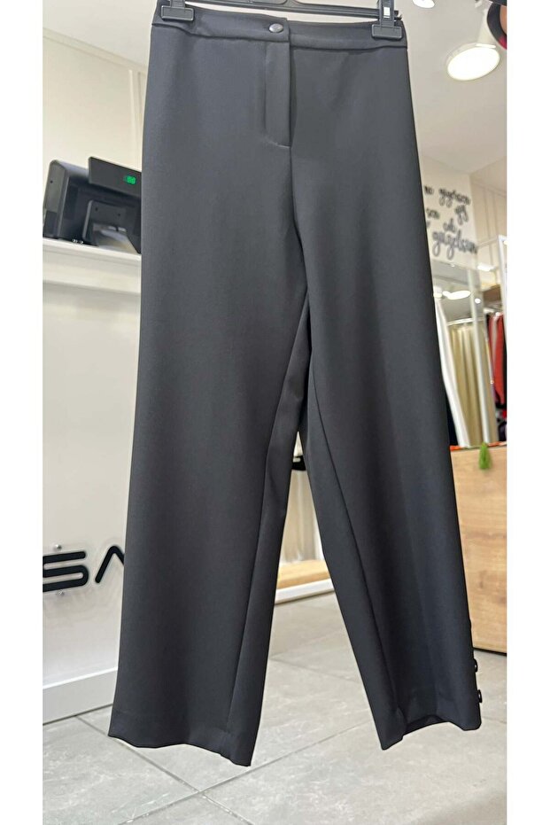 1393 Buttoned Trousers Black