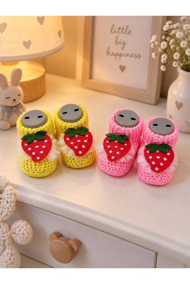 Newborn Strawberry Detailed Knitted Baby Booties – Tulle and Strawberry Felt Design Booties 2 Pairs