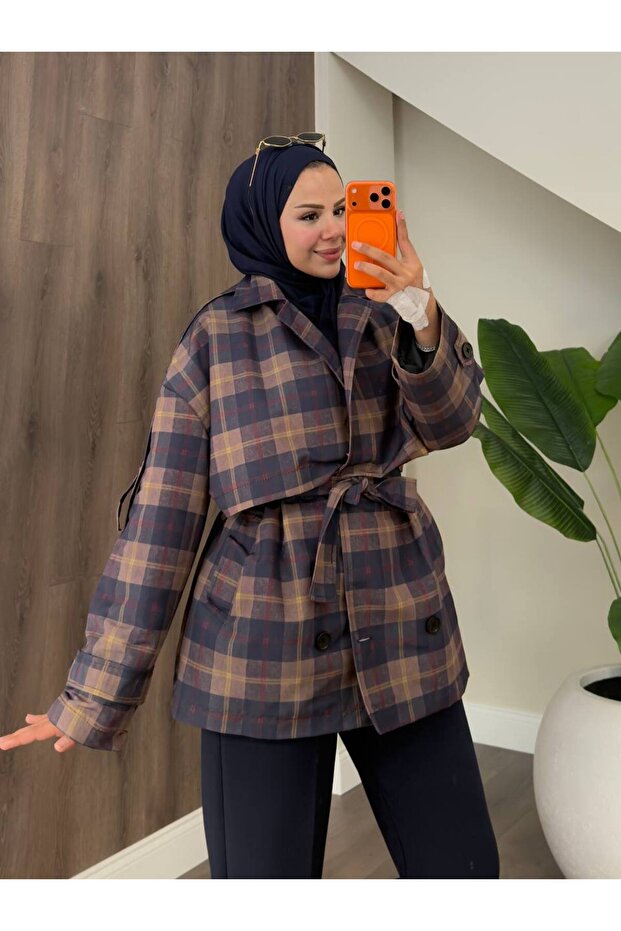 Plaid Patterned Viral Trench Coat with Belt and Inner Lining