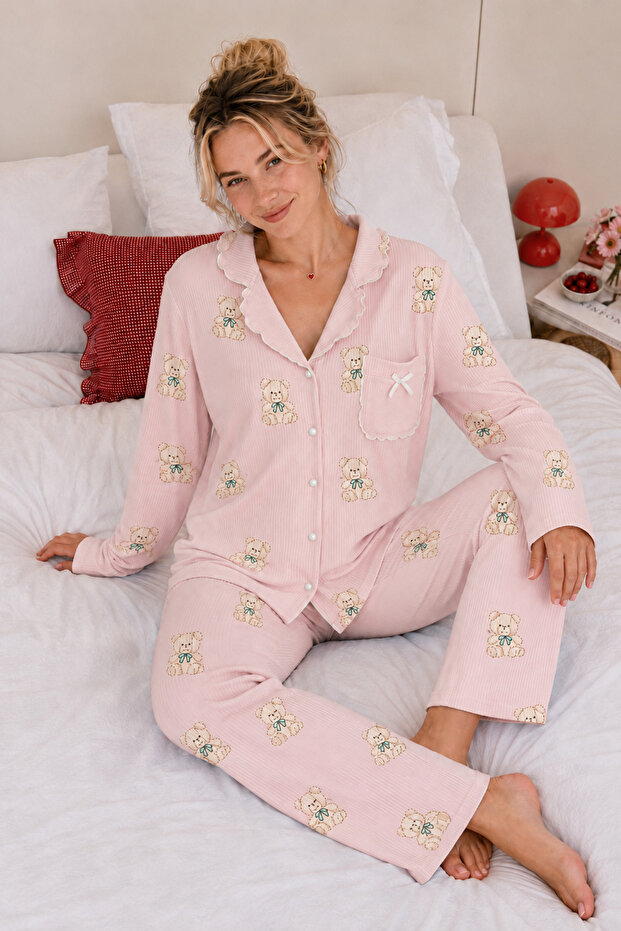 Reported Viscose Buttoned Overlocked Long Sleeve Patterned Pajama Set