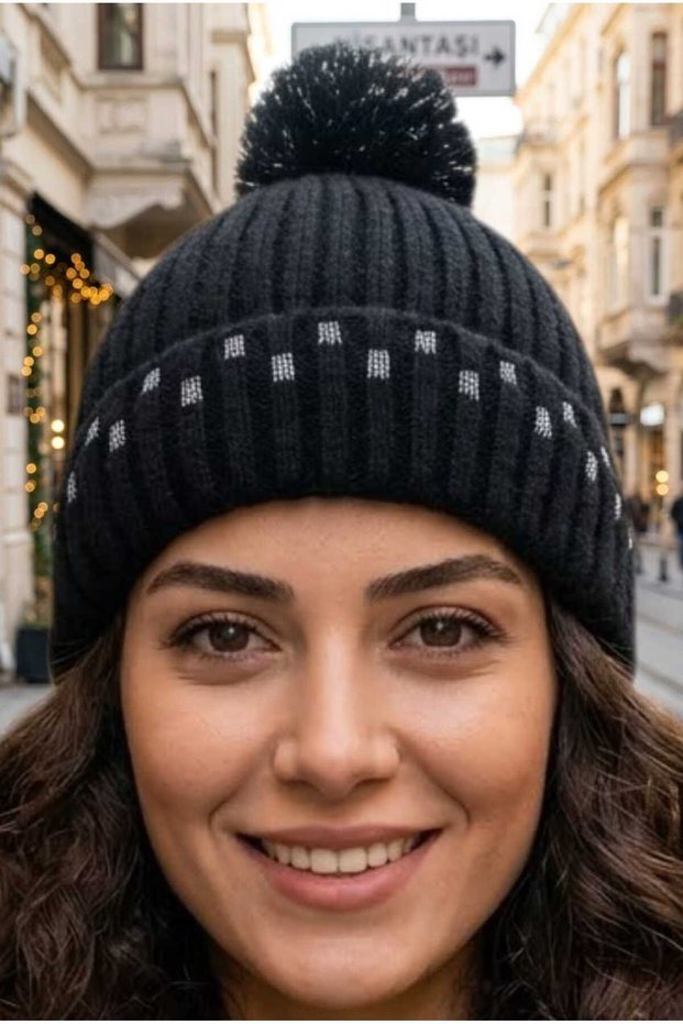 Women's Pompom Patterned Knitted Folded Winter Beanie