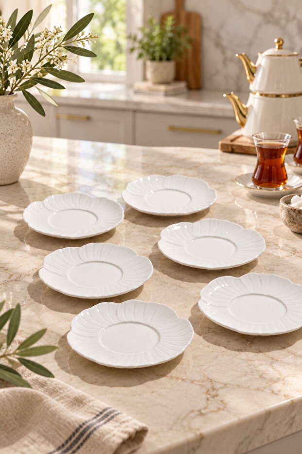 Porcelain 6-Piece Tea Plate Set 11 cm White Flower Shaped Serving Plate Set