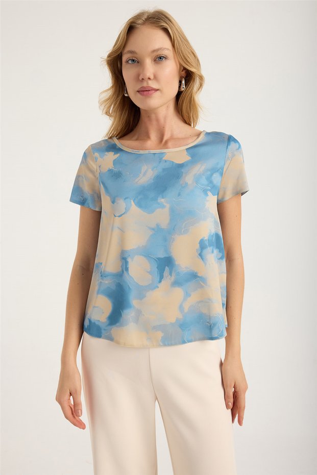 2 Color Patterned Short Sleeve Blouse