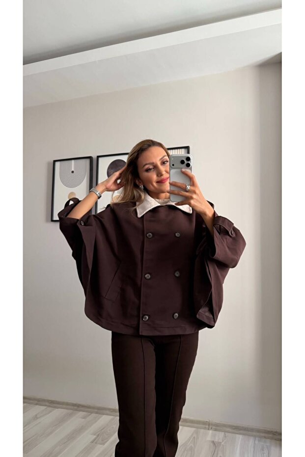 Brown Poncho with Velvet Lined Collar and Epaulettes