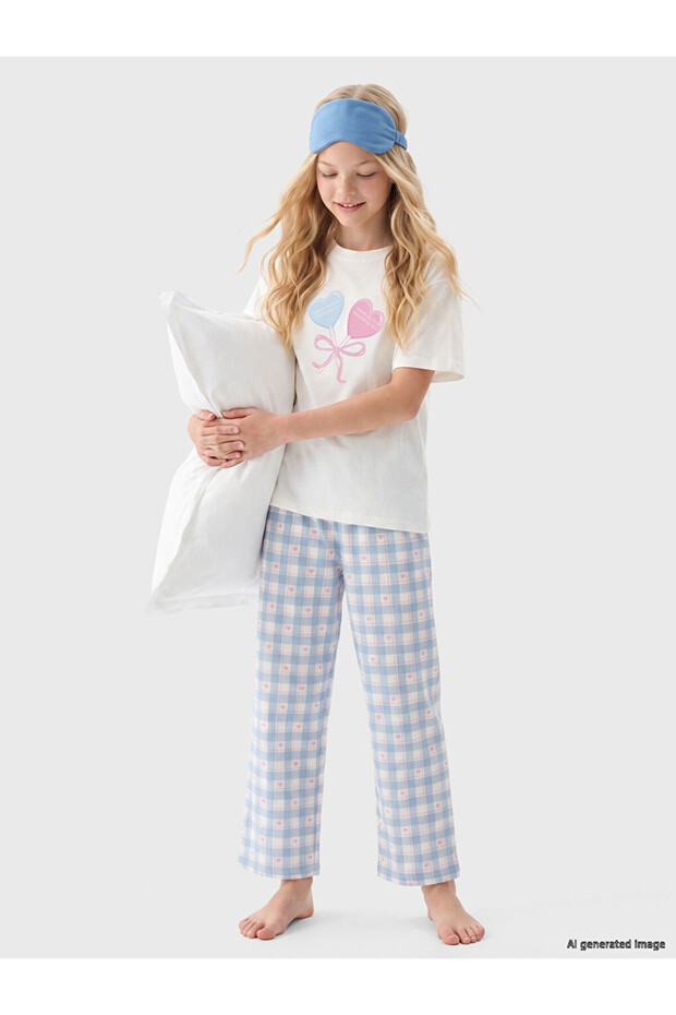 Timeless Clothing & Timeless Choices Zero Roba Collar Girls' Capri Pajama Set