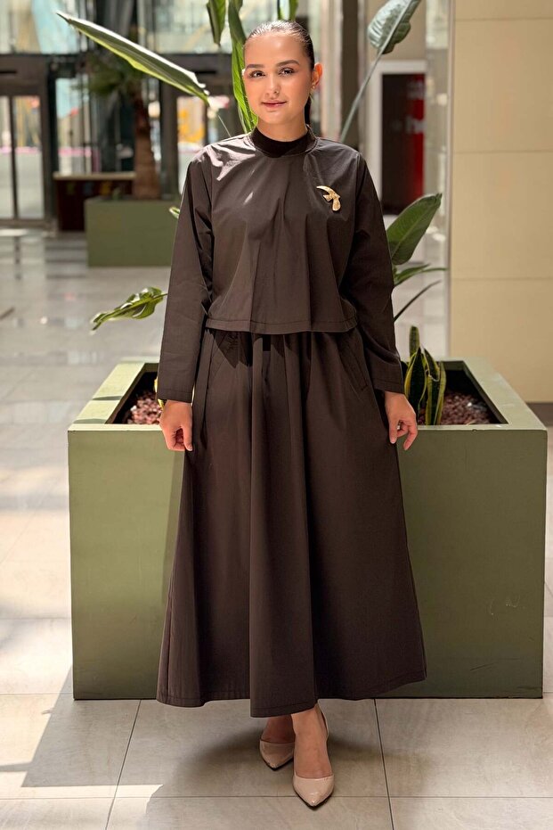Tunic Dress with Bird Brooch