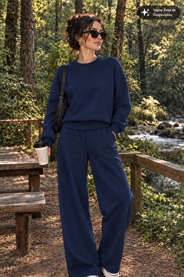Women's Crew Neck Wide Leg Women's Two-Piece Tracksuit Set Regular Fit