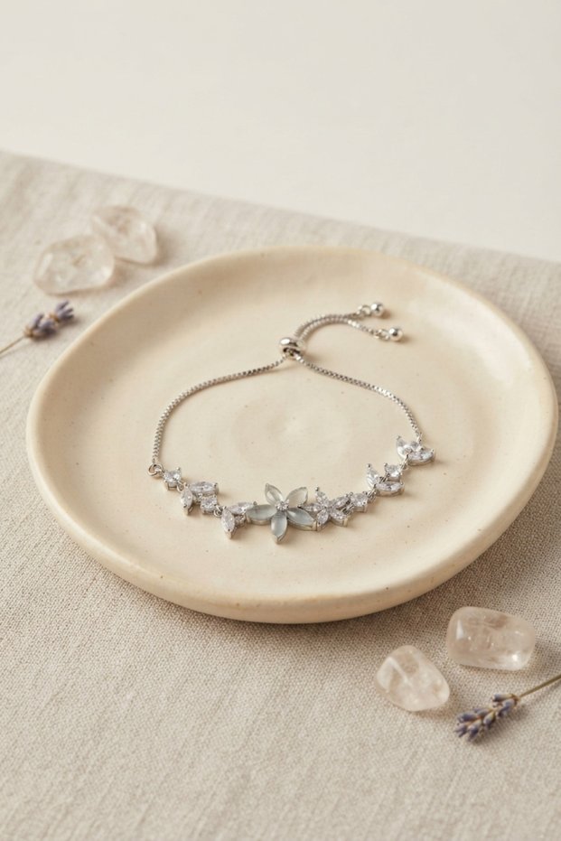 Silver Color Zircon Stone Brass Pearlescent Flower Model Elevator Bracelet