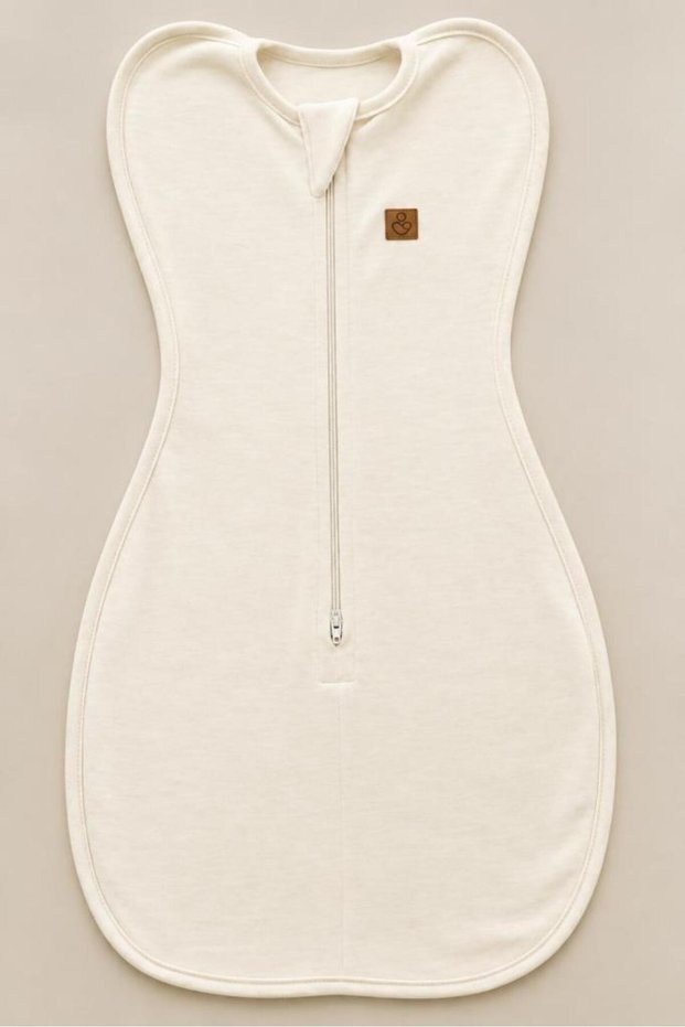 Newborn Swaddle (Swaddle's Purpose Is to Be Narrow)