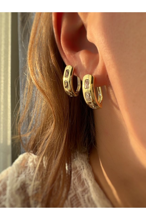 Ring Earrings with Line and Stone Details