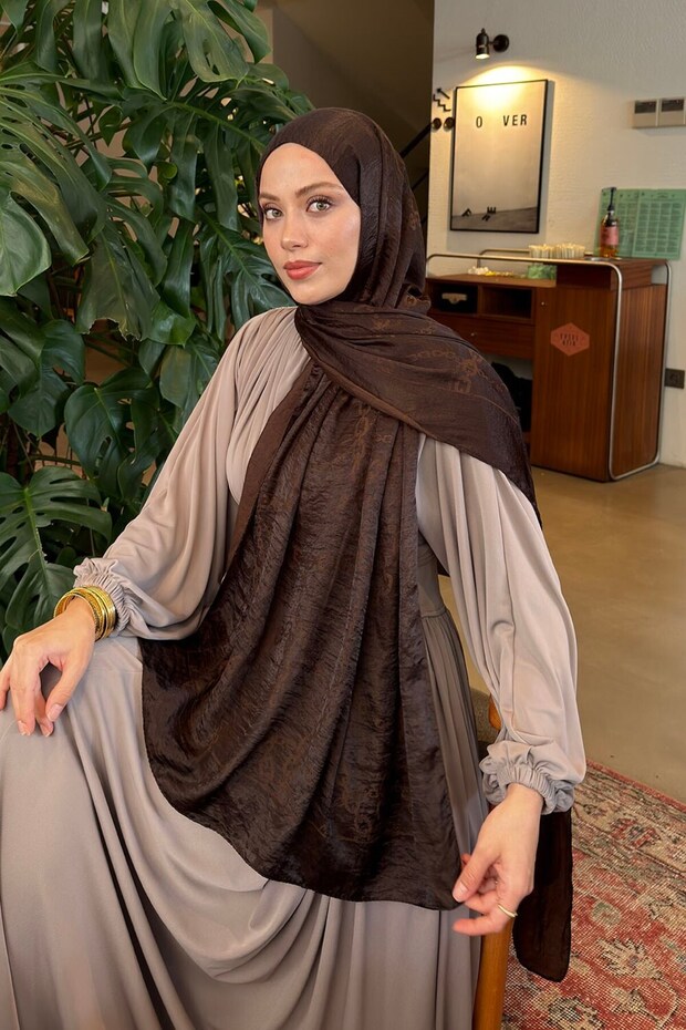 Chain Pattern Ayrobin Floral Jacquard Shawl Bitter Brown