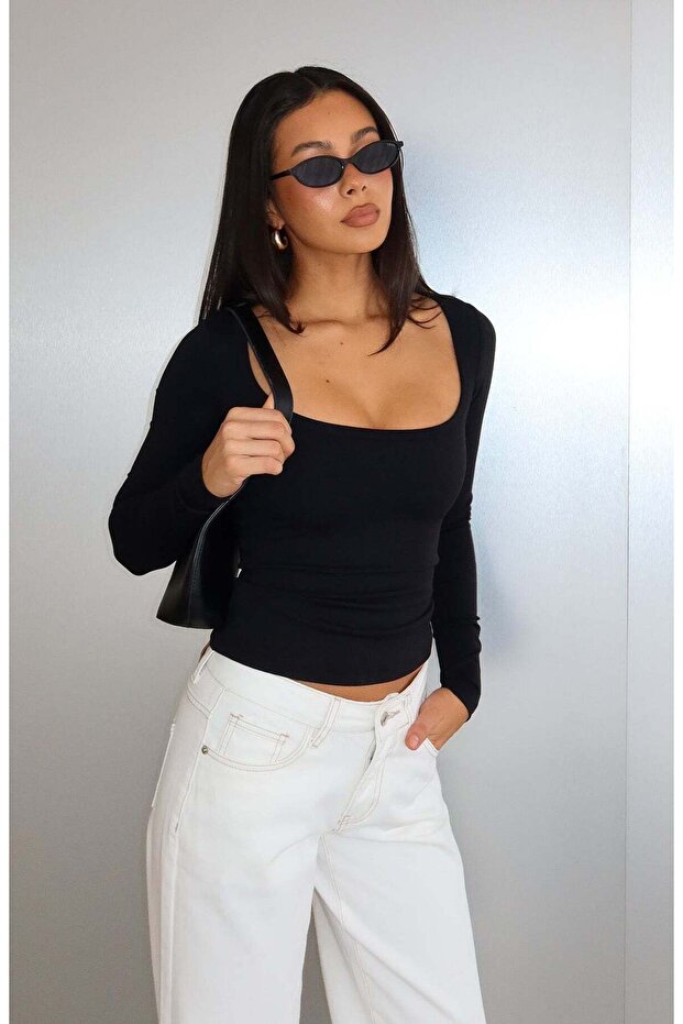 Women's Black U-Neck Long Sleeve Diver Blouse