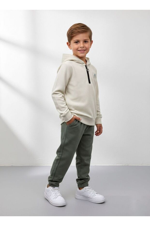 Boys' Suit with Collar Zipper Detail