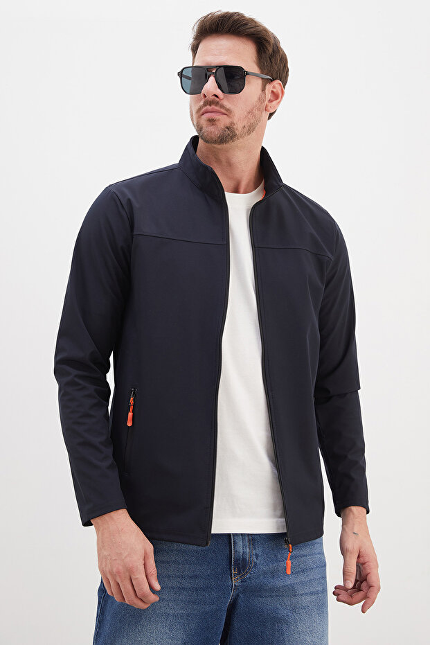 Zippered Stand Collar Softshell Jacket