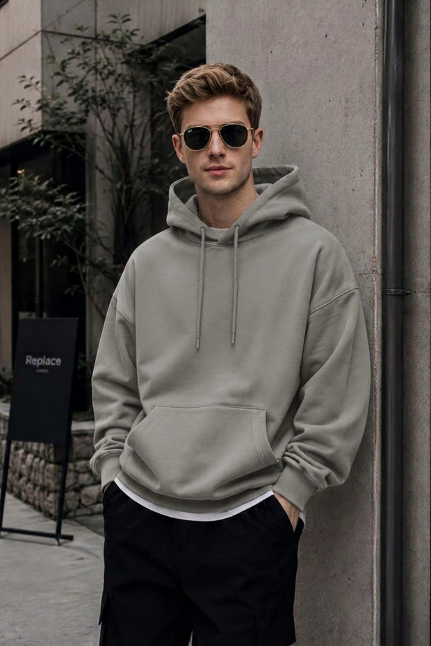 Men's Winter 3-Strand Fleece Hooded Oversize Sweatshirt with Kangaroo Pocket - Light Smoke