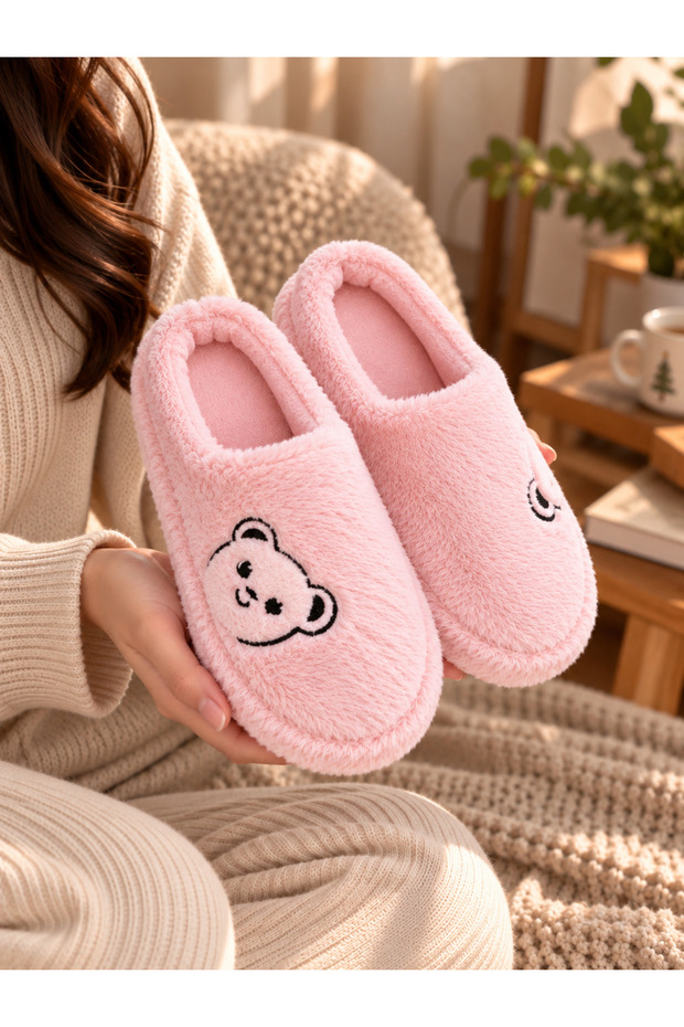 Women's Plush House Slippers with Bear Figure, Soft Sole, Warm Winter Comfortable Home Guest Slippers