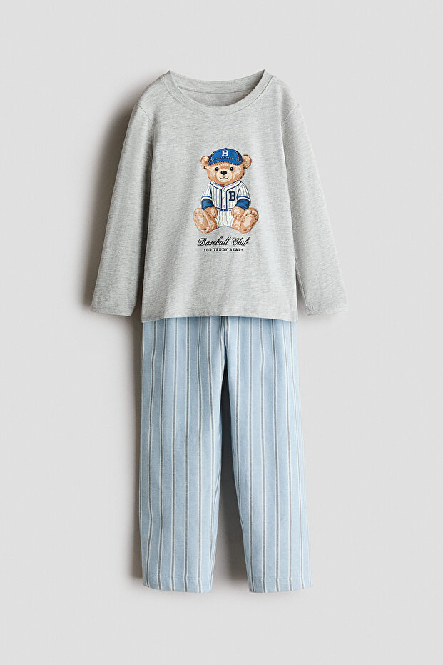 Pijama Takımı