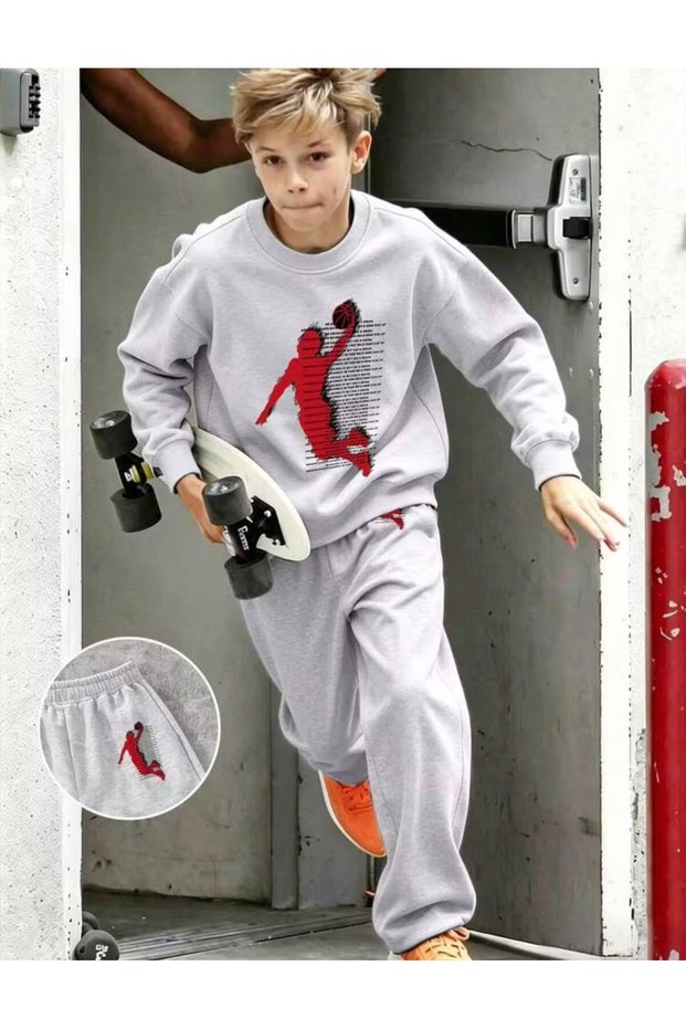 Boys' Gray Crew Neck Red Basketball Player Printed Sweatshirt-Grey Loose Fit Tracksuit