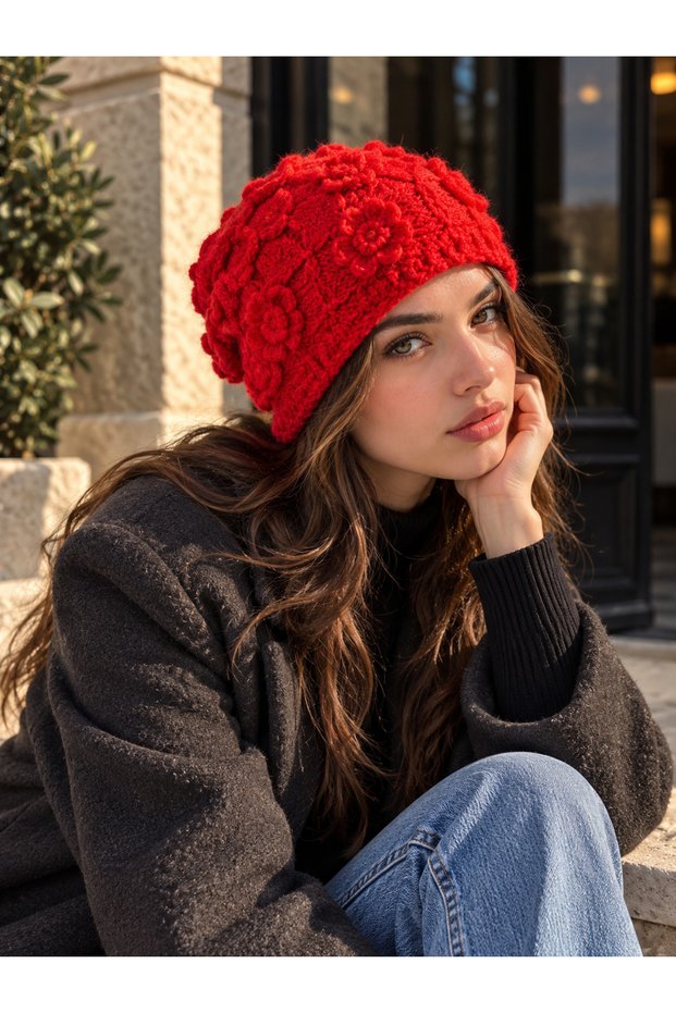 Women's Red Hand-Knitted Floral Patterned Beanie Bere1150