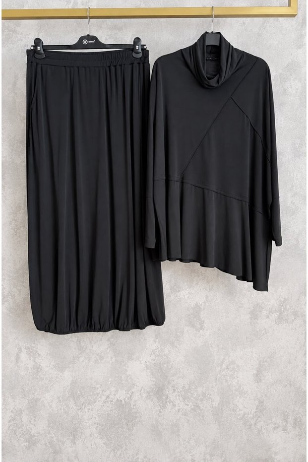 26524 Tunic Skirt Set with Turtleneck and Stitching Detail