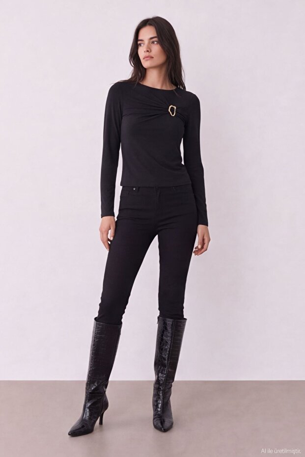 Buckle Detailed Blouse