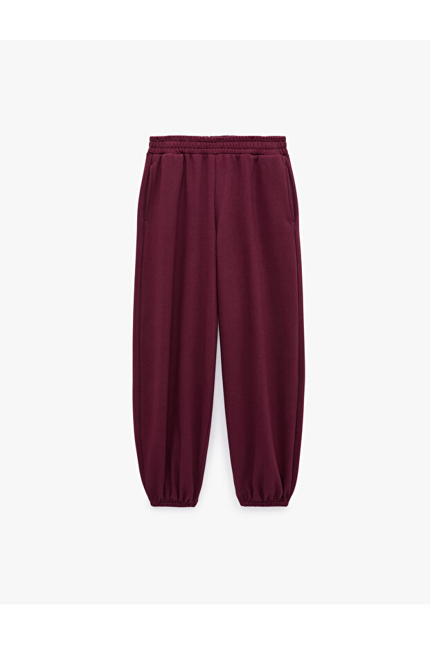 Comfortable Fit Jogger Sweatpants with Raised Three-Thread Pockets