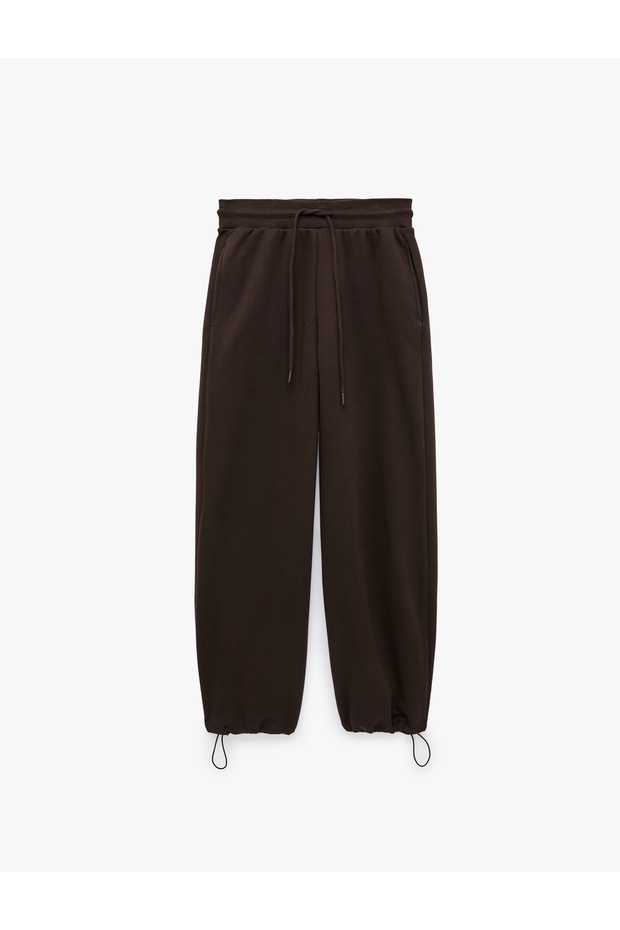 Three-Threaded, Pockets, Comfortable Fit Sweatpants