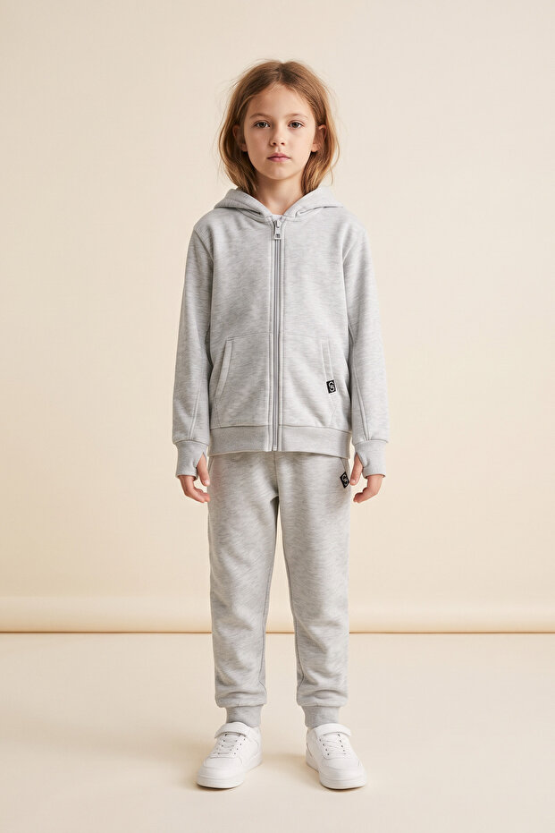 Comfy Finger-Loop Hooded Zipper Sweatshirt