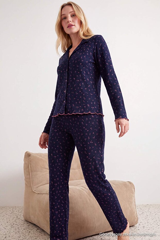 Lacivert Çiçekli Fitilli/Pointel Örme Pijama Takımı THMAW27PT00229