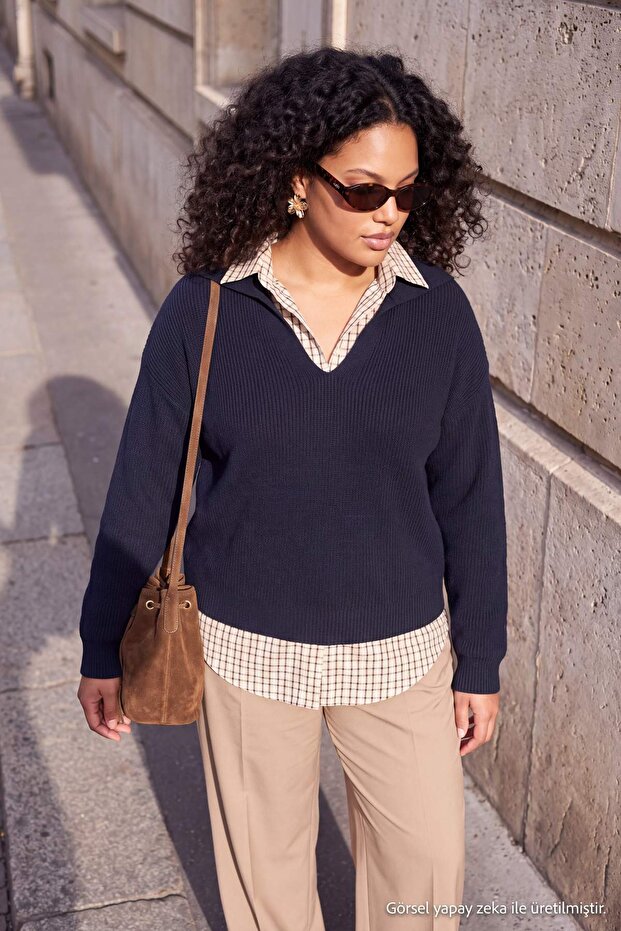 Wardrobe Essentials Lacivert Devrik Yaka Özel İplik İnce Triko Kazak TBBAW27AN00054