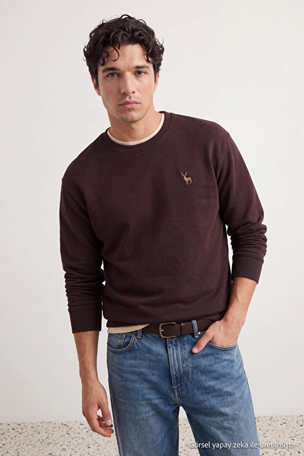 Kahverengi Oversize/Rahat Kalıp Geyik Nakışlı Sweatshirt TMNAW27SW00025