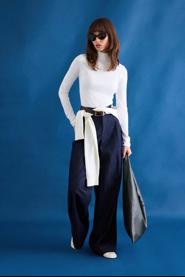 Turtleneck Long Sleeve Body