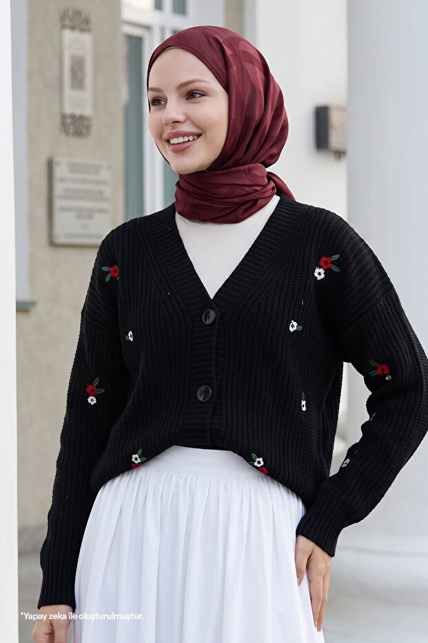 Helly Daisy Embroidered Cardigan - Black