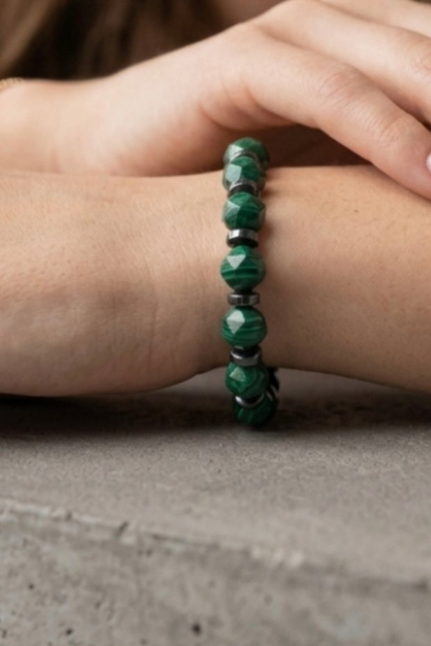 Malachite Natural Stone Bracelet 8mm Green Energy Stone Unisex Elastic Bracelet