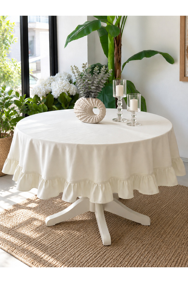 Pearl Velvet Textured Ruffled Tablecloth White