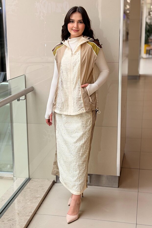 Lace Detailed Sleeveless Vest Skirt Set
