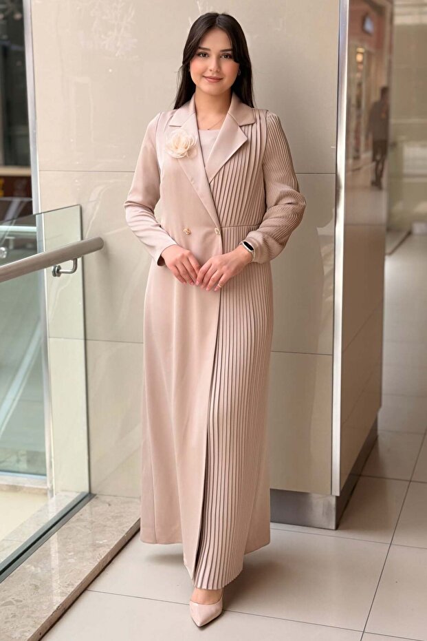 Double-Breasted Collar, One-Side Pleated Evening Dress