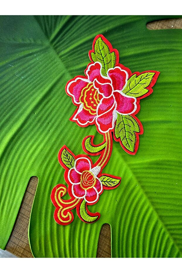 25X12 cm Iron-On Pink Flower Embroidered Sewing Applique