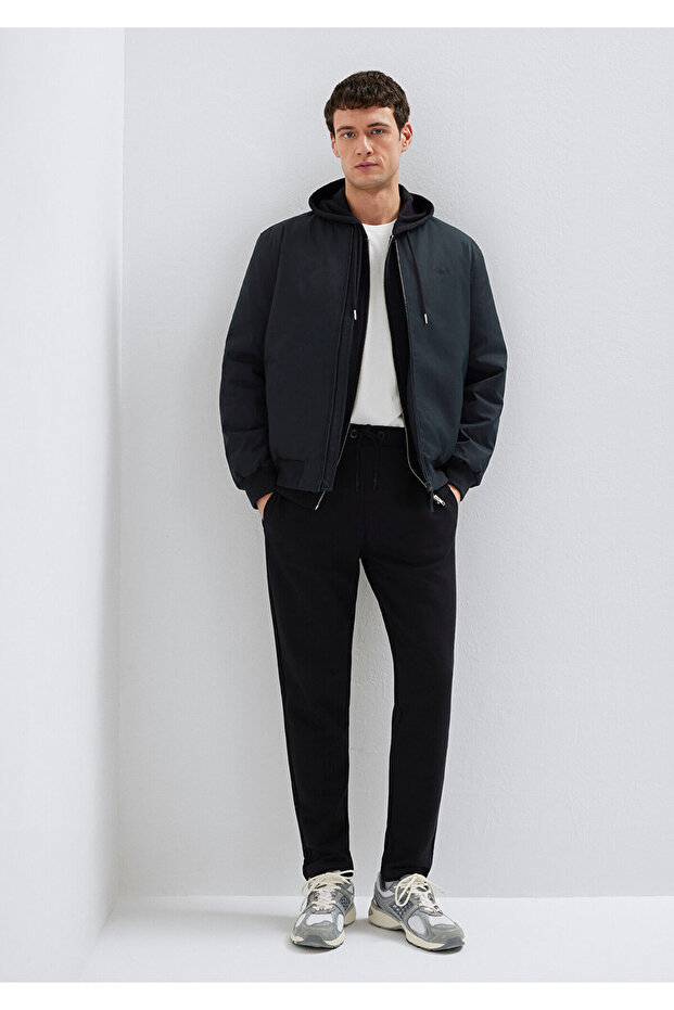Black Sweatpants 065177-900