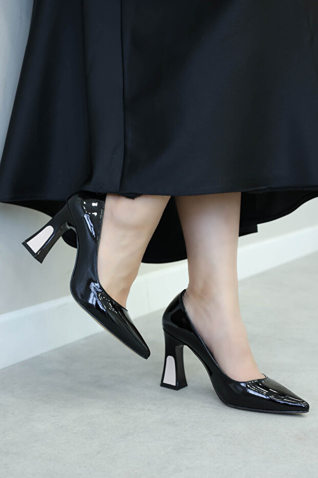 Black Patent Leather Women's Thin Heel Shoes 792Za3910