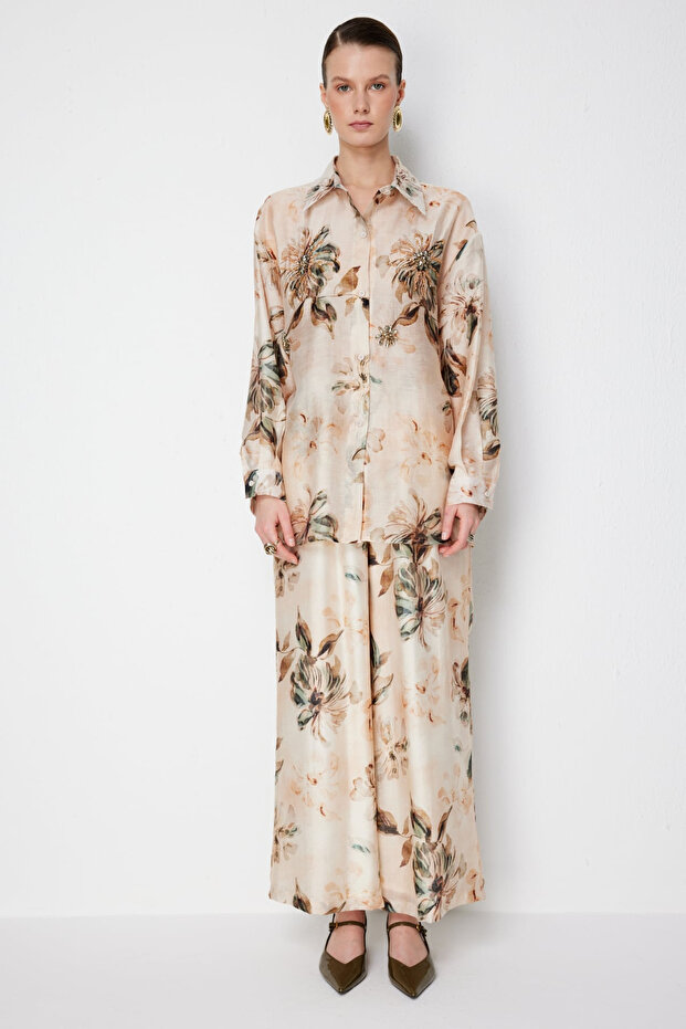 Floral Patterned Wide Leg Trousers 26Yekl02908