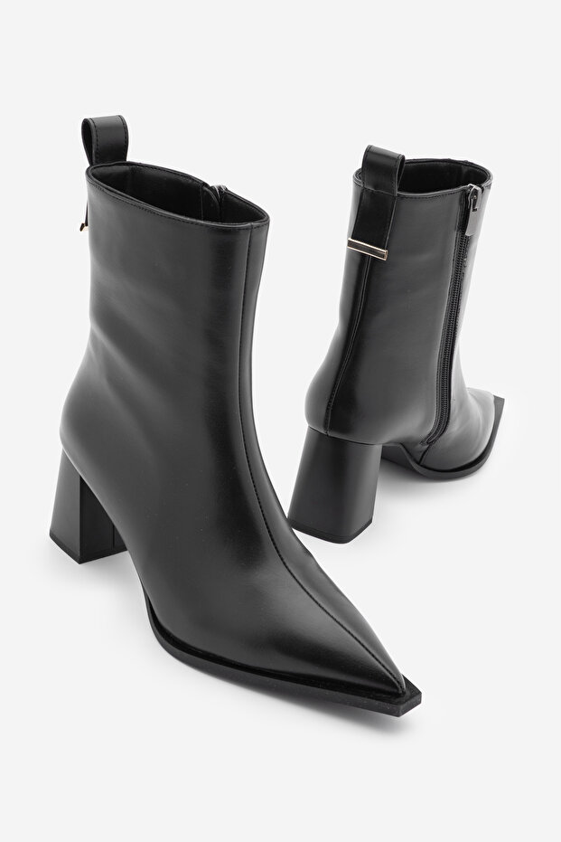Women's Pointed Toe Thick Heeled Boots Sofen Black