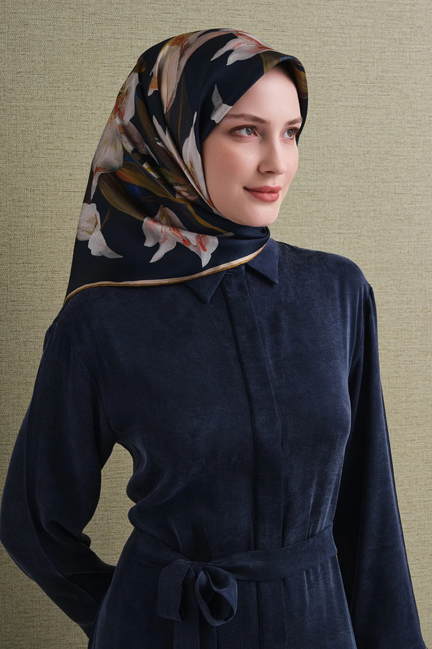 Floral Patterned Sura Silk Scarf 9620Ds
