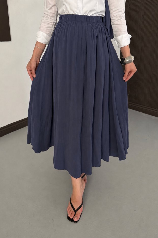 Women's Elastic Waist Crinkled Modal Fabric Long Crush Skirt